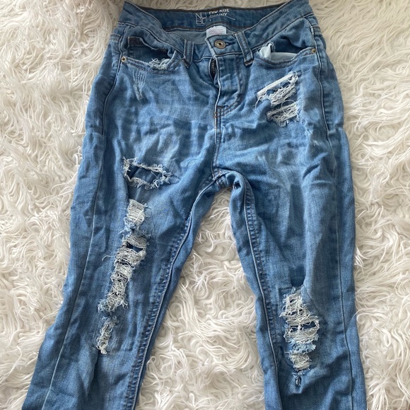 No Boundaries Mid-Rise Skinny Jeans - Picture 1 of 4